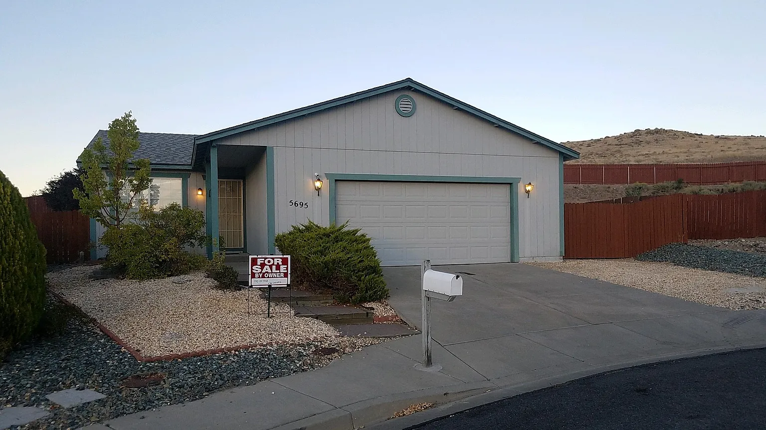 5695 Peach Ct photo 1