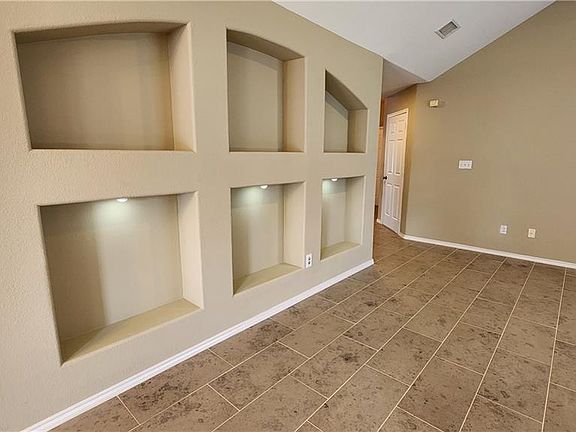5th image of 5208 N Standard Ave