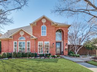 3825 Grandview Dr, Carrollton, TX 75007