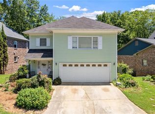 2122 Heritage Hts, Decatur, GA 30033