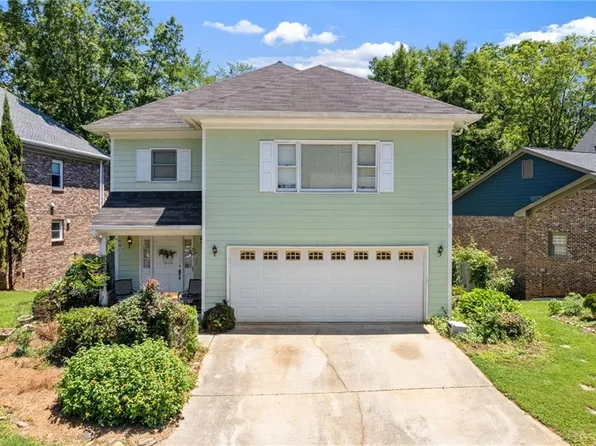 2122 Heritage Hts, Decatur, GA 30033