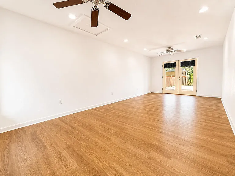 2107 Saratoga Dr — Photo 6