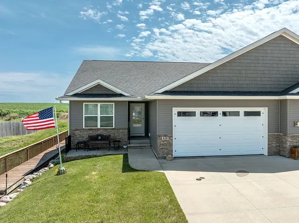 628 Prairie Hill Dr, Atkins, IA 52206