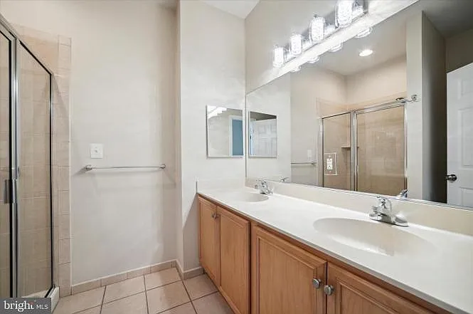 3146 W Master St — Photo 11