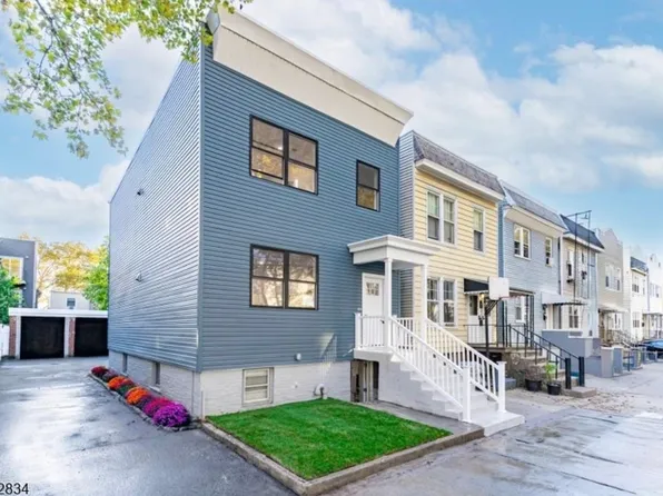 111 Clarke Avenue image 1 of 13