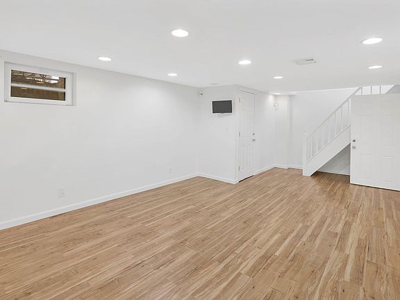 2nd image of 16636 23rd Ave #1F