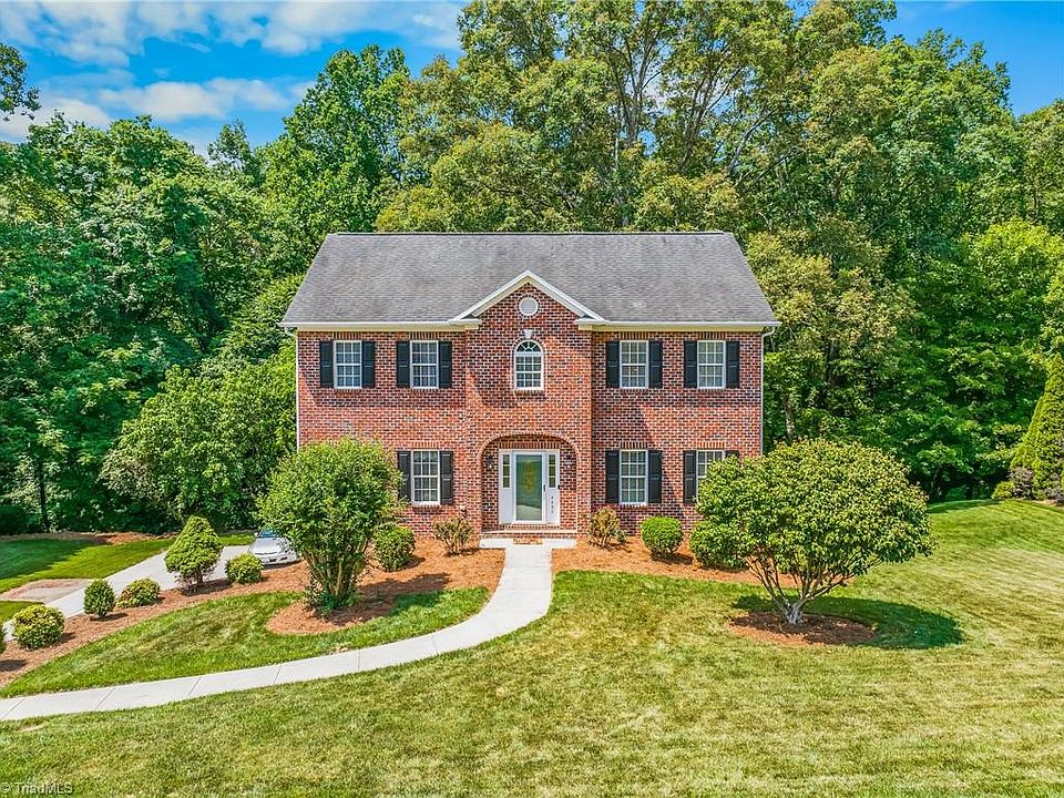 1st image of 4480 Lochurst Dr
