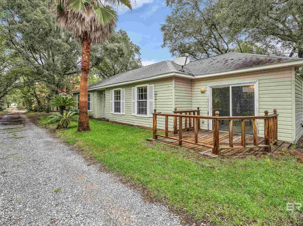 1624 Jackson Ct, Gulf Shores, AL 36542