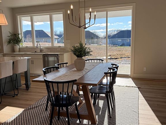 4th image of 2973 Georgetown Pl