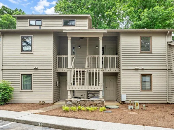 289 Shoreline Marina Cir Unit 209, Moneta, VA 24121