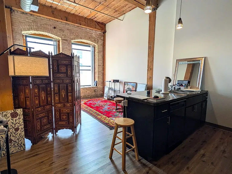 210 N 2nd St #306 — Photo 5