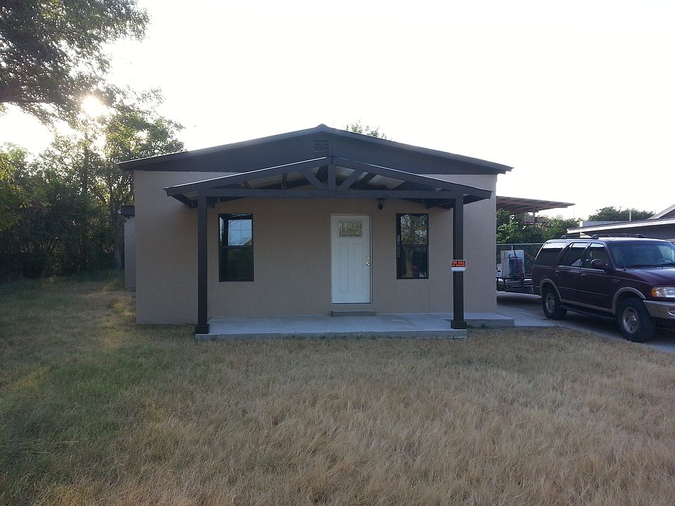 1st image of 106 S 12th St