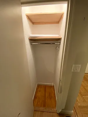 Rented by Apartment Luxe Realty Group, Inc | media 50