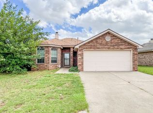 1915 77th Pl, Lubbock, TX 79423