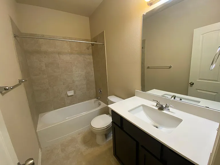 13021 Tinker St — Photo 31