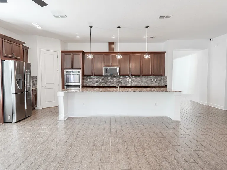 10667 Cardera Dr — Photo 19