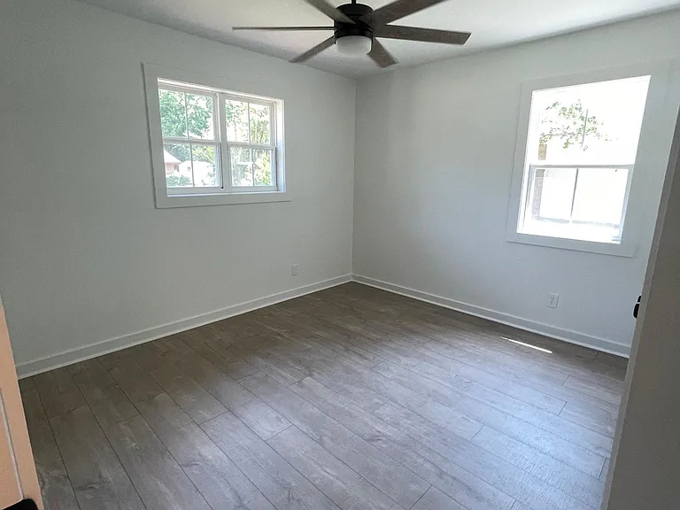 2609 Maple Dr — Photo 8