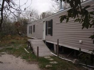 1007 Range St, Alice, TX 78332