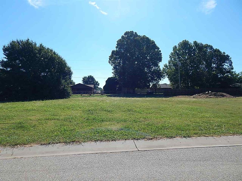 1st image of 3305 Blair
