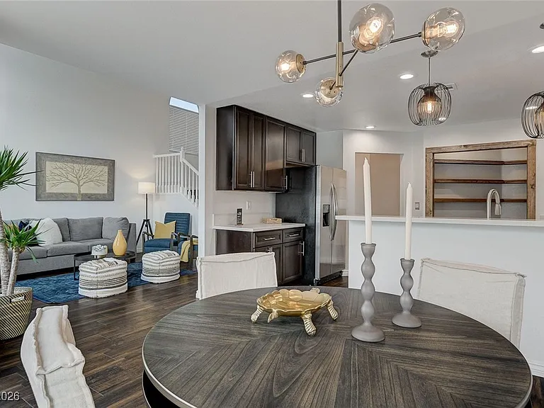 8208 Ogee Dr — Photo 12