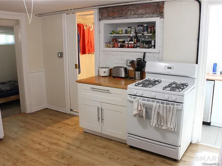 13 Pleasant St #LL — Photo 4