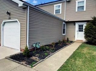 721 Sunset Cir, Cranberry Township, PA 16066