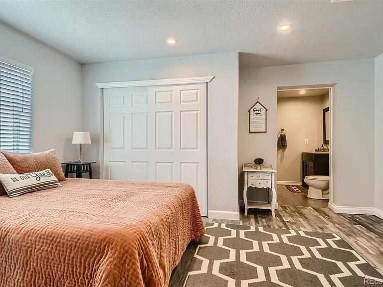 10122 Richfield Way — Photo 13