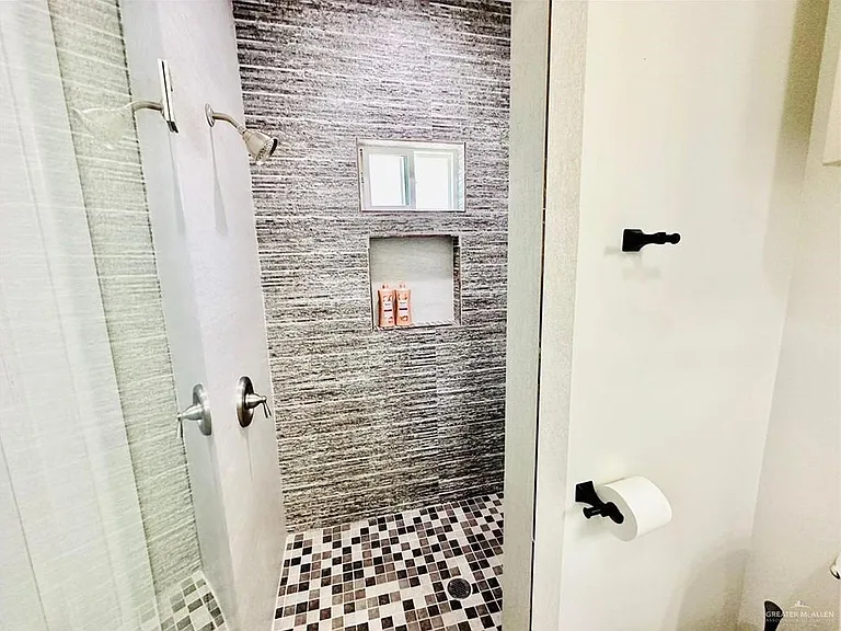 4701 Mulberry Ave #3 — Photo 22