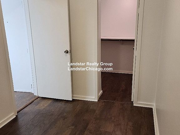5th image of 1946 N Wilmot Ave #1