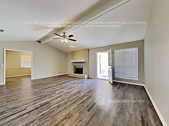 3rd image of 919 Cypress Dr