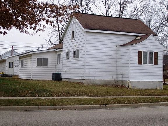 2nd image of 503 Kilbourn Ave
