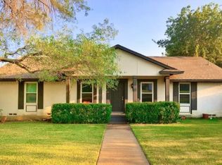 2500 Peach Tree Ln, Irving, TX 75062