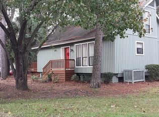 54 Pine Burr Rd W, Hilton Head Island, SC 29926