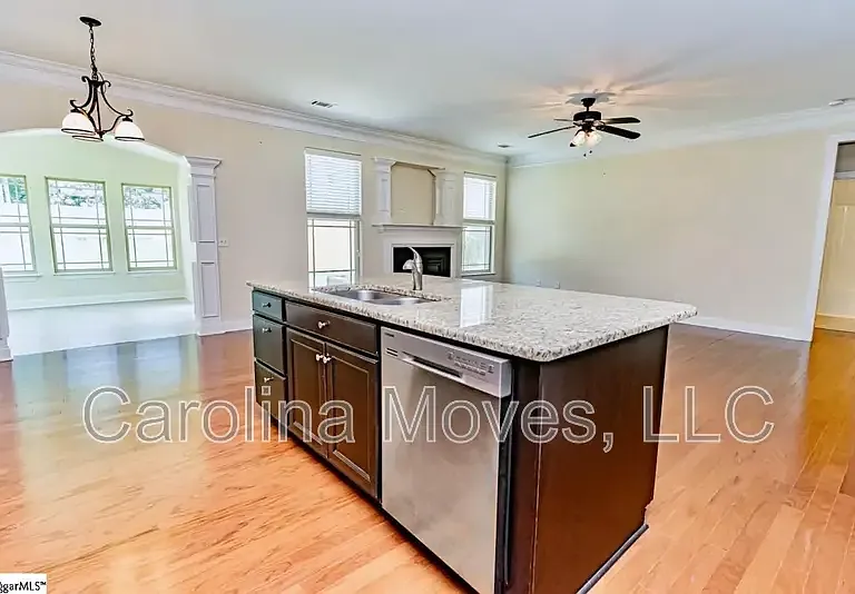 4 Cedarhill Ct — Photo 6