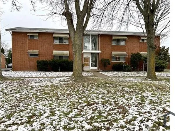 23248 Kelly Rd #1, Eastpointe, MI 48021