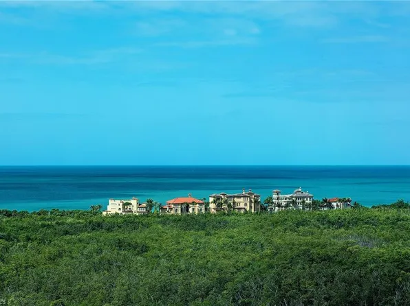 7515 Pelican Bay BLVD #7B, NAPLES, FL 34108