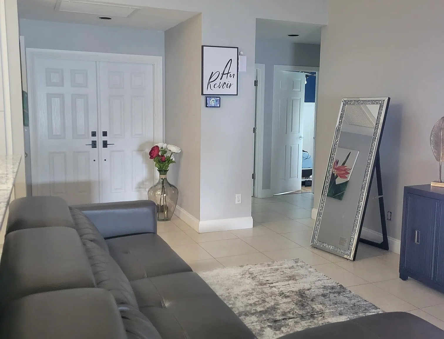 3 bed, $3,550 — Photo 1