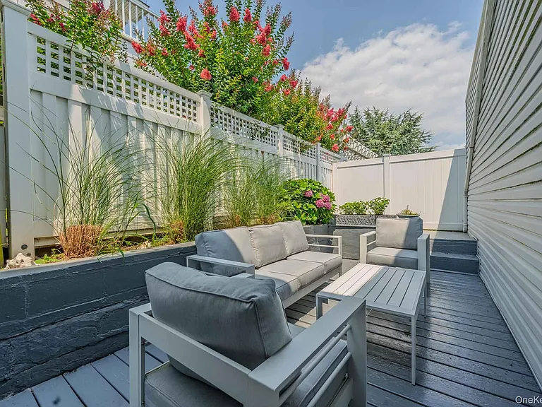 1215 W Park Ave #2 — Photo 16