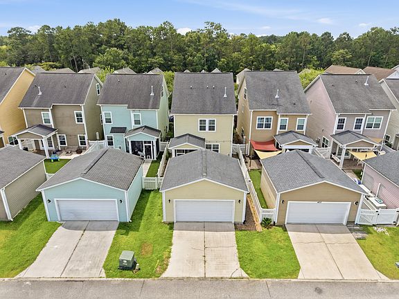 3rd image of 420 Verbena Ave