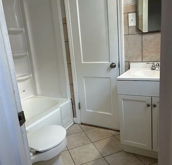 745 Queen Ave NW — Photo 6