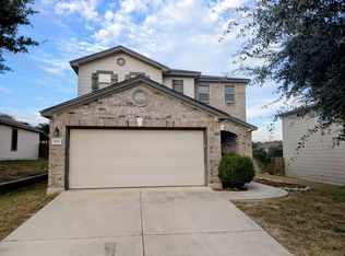 5757 Columbia Dr, Cibolo, TX 78108