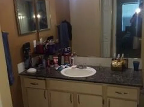 700 Crest Pines Dr APT 122, Orlando, FL 32828