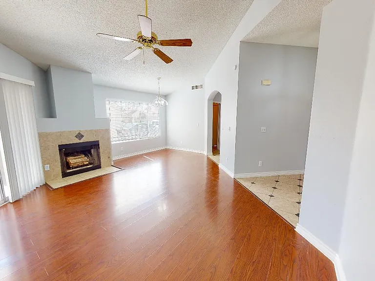 6624 Silver Penny Ave — Photo 8