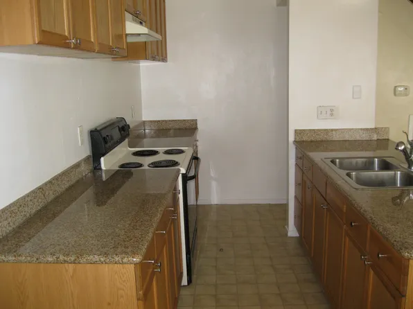 428 Caribrook Way APT 3, Stockton, CA 95207