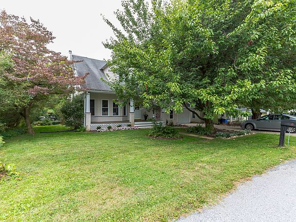 2nd image of 21 Belvedere Ave