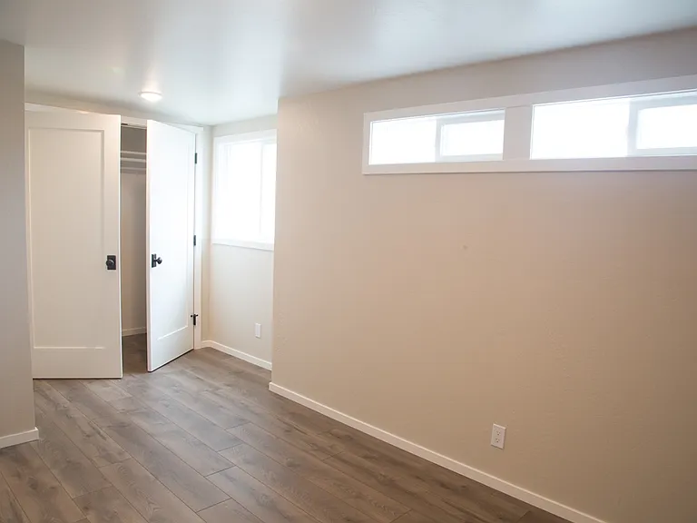 2811 Center St #B — Photo 8