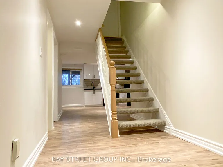 29 Carlton Rd #BASEMENT — Photo 7