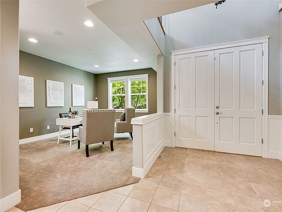5th image of 10550 155th Avenue NE