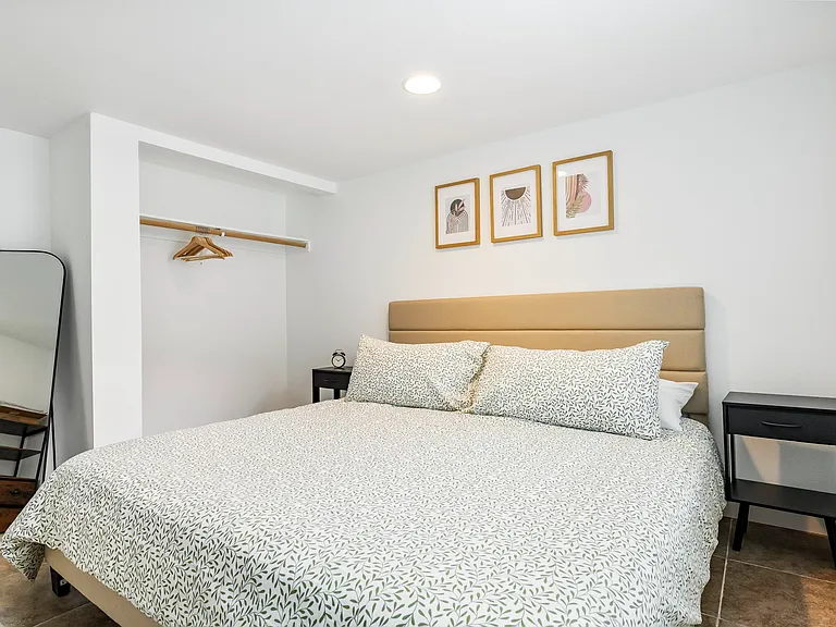 7906 N Brandon Ave #B — Photo 18