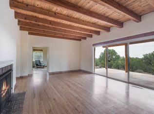 1058 Mansion Ridge Rd, Santa Fe, NM 87501